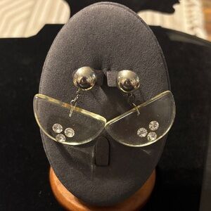 Lucite Dangle Earrings with imbedded rhinestones.  80s chic.  Apple juice look.